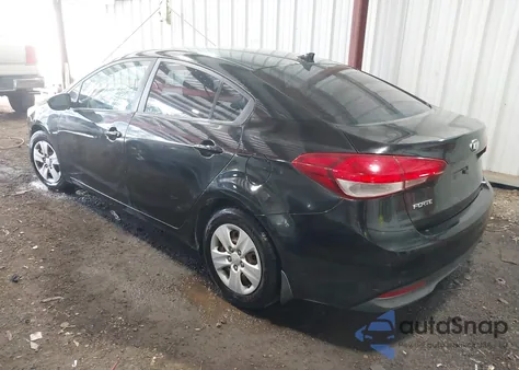 2017 Kia Forte Lx из США, поврежденный, VIN 3KPFK4A75HE094600